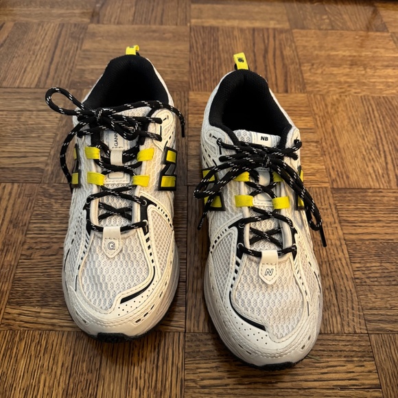 GANNI x New Balance 1906R - Picture 3 of 14